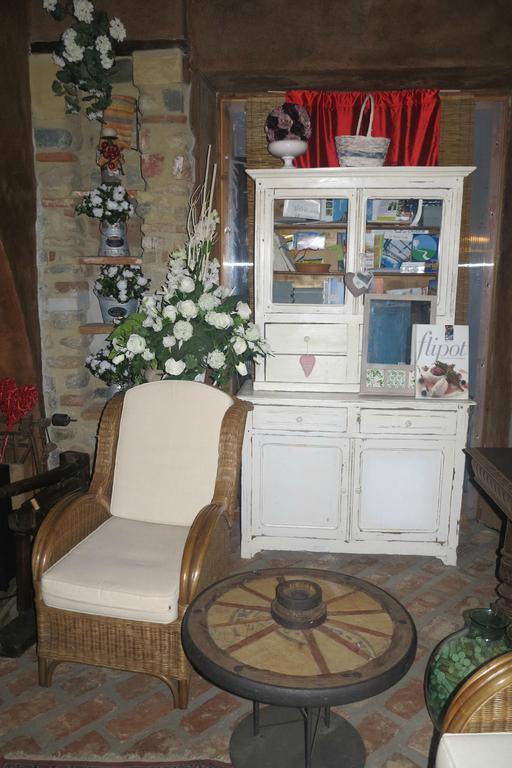 Cavour La Via' B&B 외부 사진
