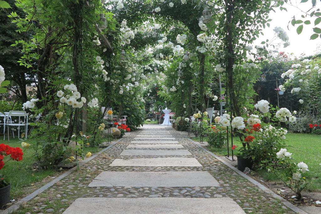 Cavour La Via' B&B 외부 사진